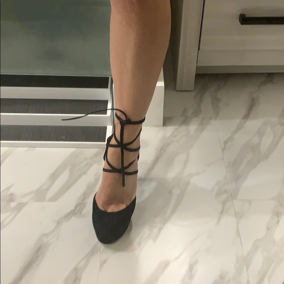 Gorgeous Aldo tie up platform heel!! - Picture 8 of 8